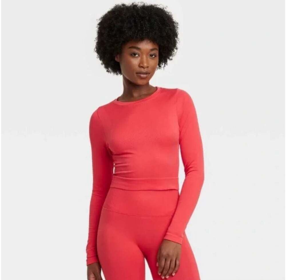 All In Motion Women's Sz Medium Coral Seamless Long Sleeve Top